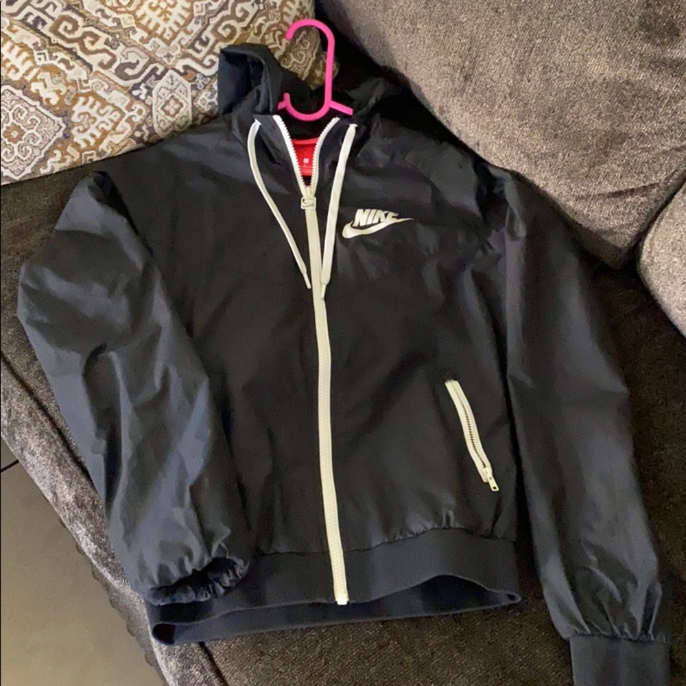 Nike windbreaker